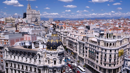 Travel Alone? Share Room and Find Travel Buddy in Madrid
