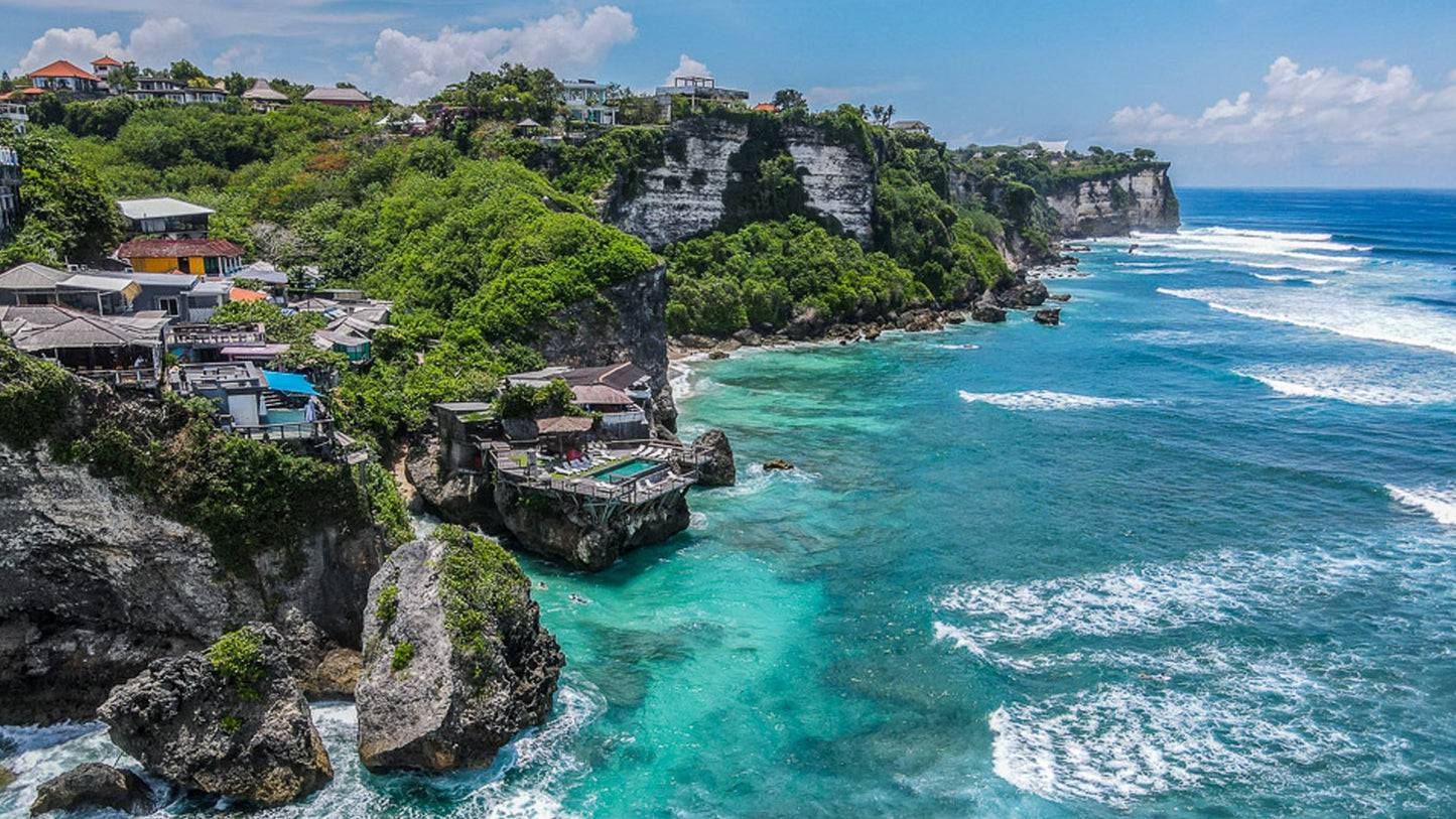 Travel Alone? Share Room and Find Travel Buddy in Bali